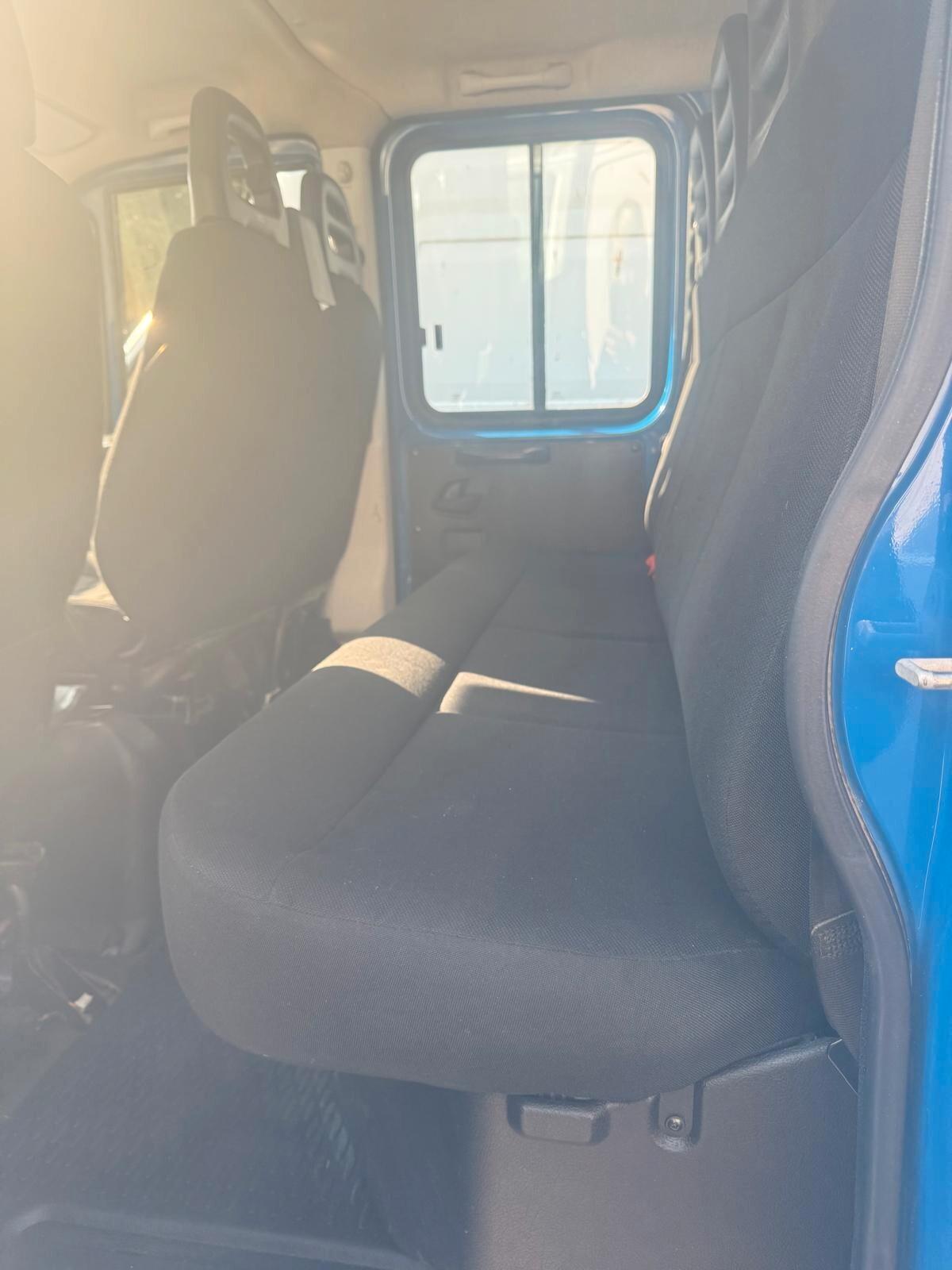 Iveco Doppia Cabina 6 posti