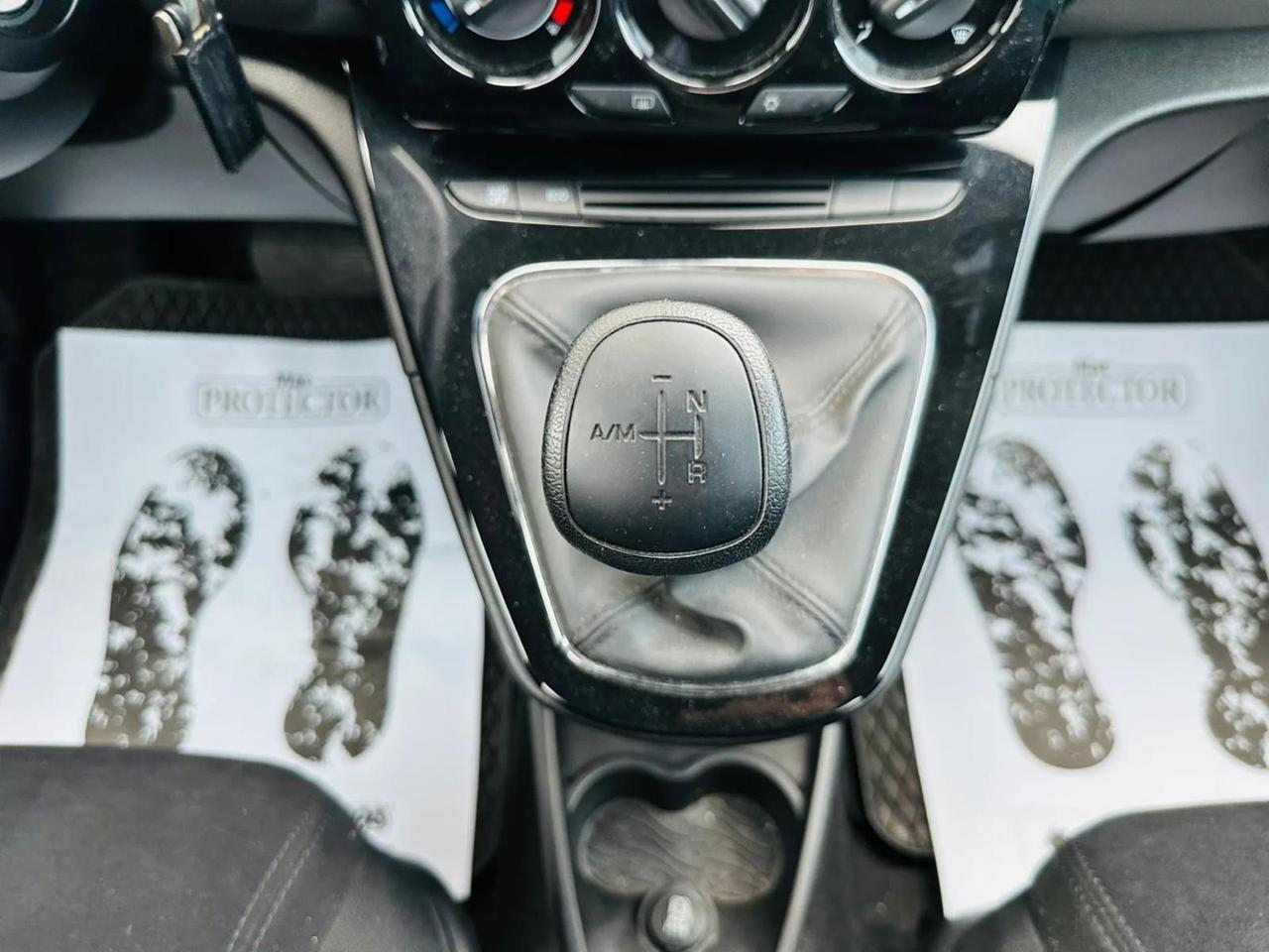 Lancia Ypsilon 0.9 benzina 2015 48.000km neo