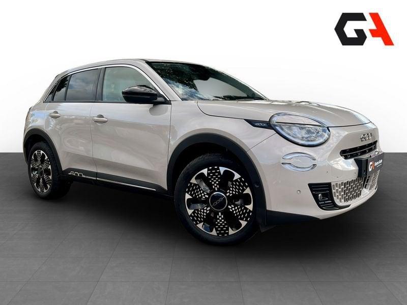 FIAT 600 600 Hybrid 100 CV DCT MHEV La Prima