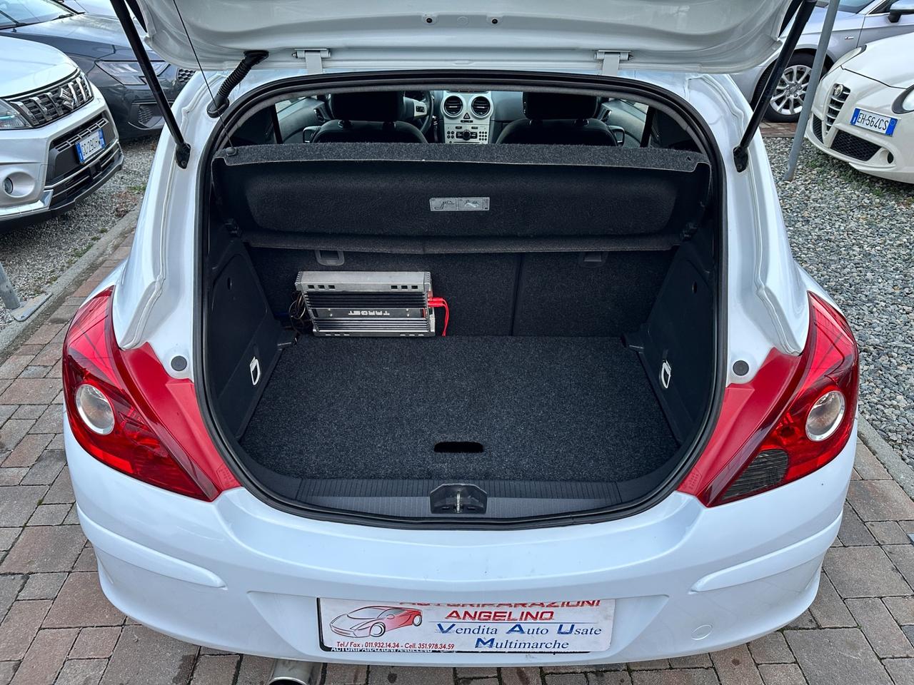 Opel Corsa 1.2 Benzina cambio automatico