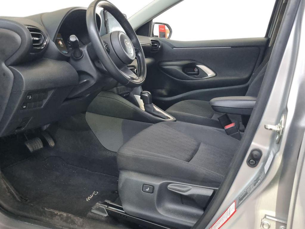 Toyota Yaris 1.5 hybrid Active