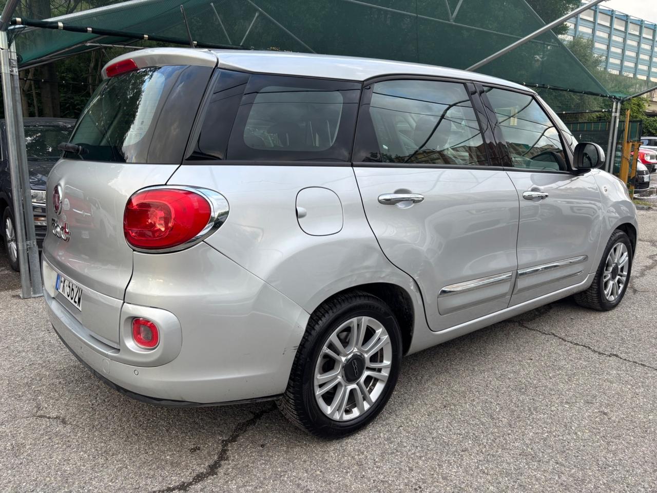 Fiat 500L 1.6 Multijet 7 POSTI Lounge
