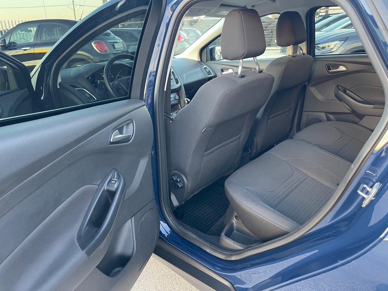 FORD FOCUS 1.5 TDCI BERLINA TITANIUM FULL MY17