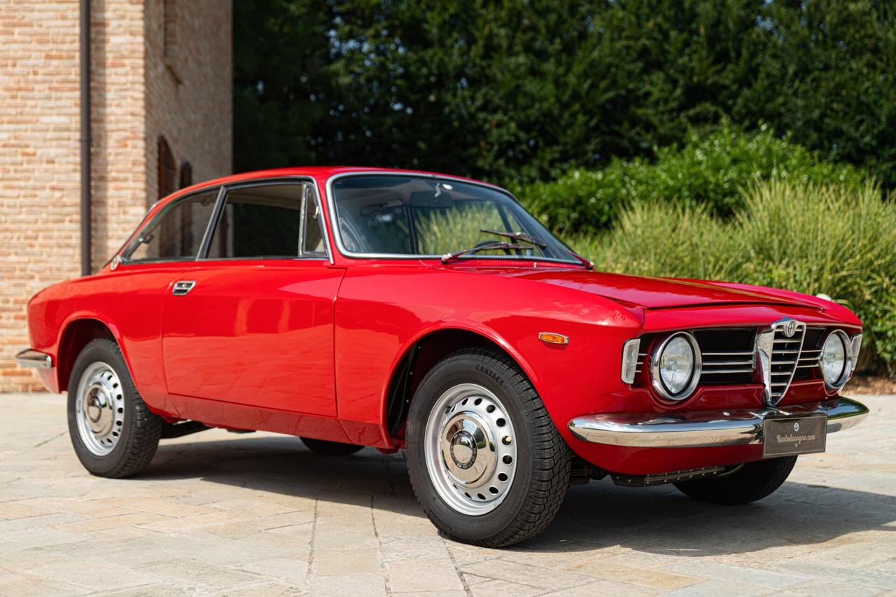 Alfa Romeo Giulia SPRINT GT VELOCE - RDS01445