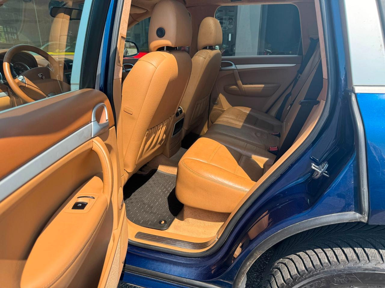 Porsche Cayenne 4.5 Turbo S asi