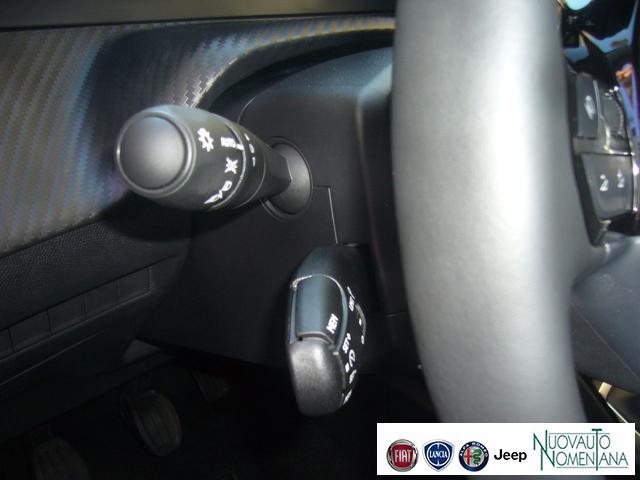 PEUGEOT 208 PureTech Style 75CV Nuovo Modello 5Porte Km0