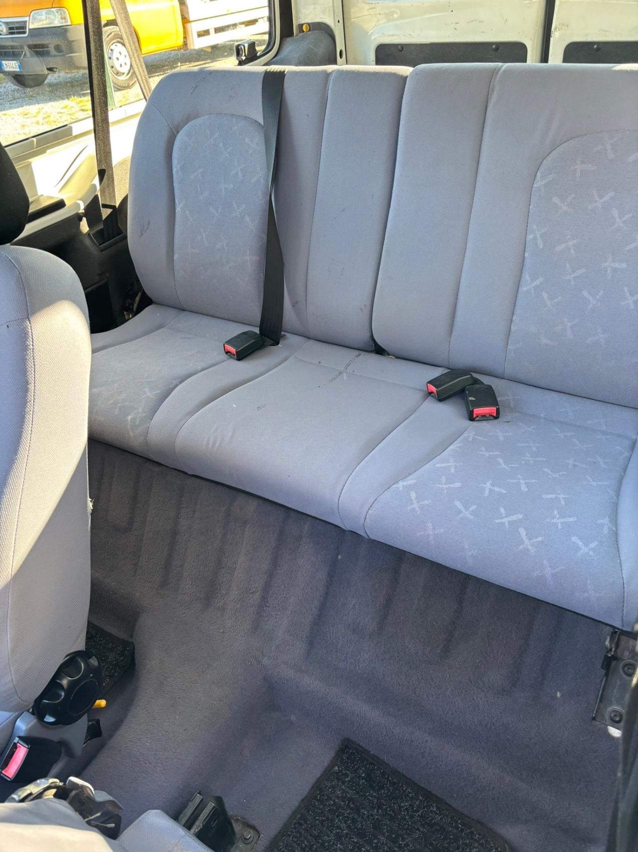 Ford Courier 1.8 diesel cat 3p. Van