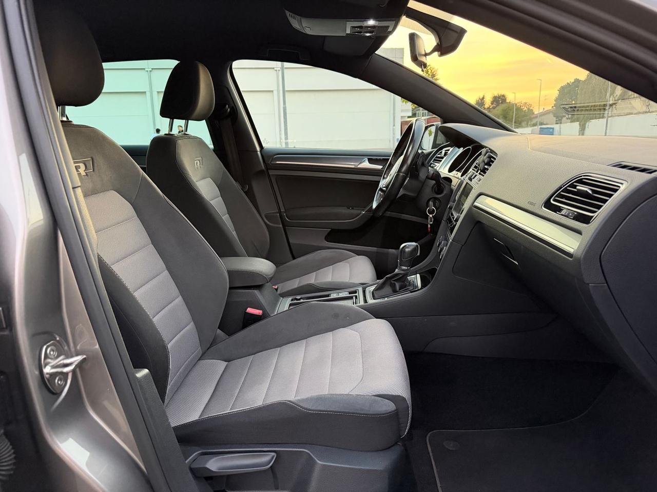 Volkswagen Golf 1.4 TSI BlueMotion R-Line #50735