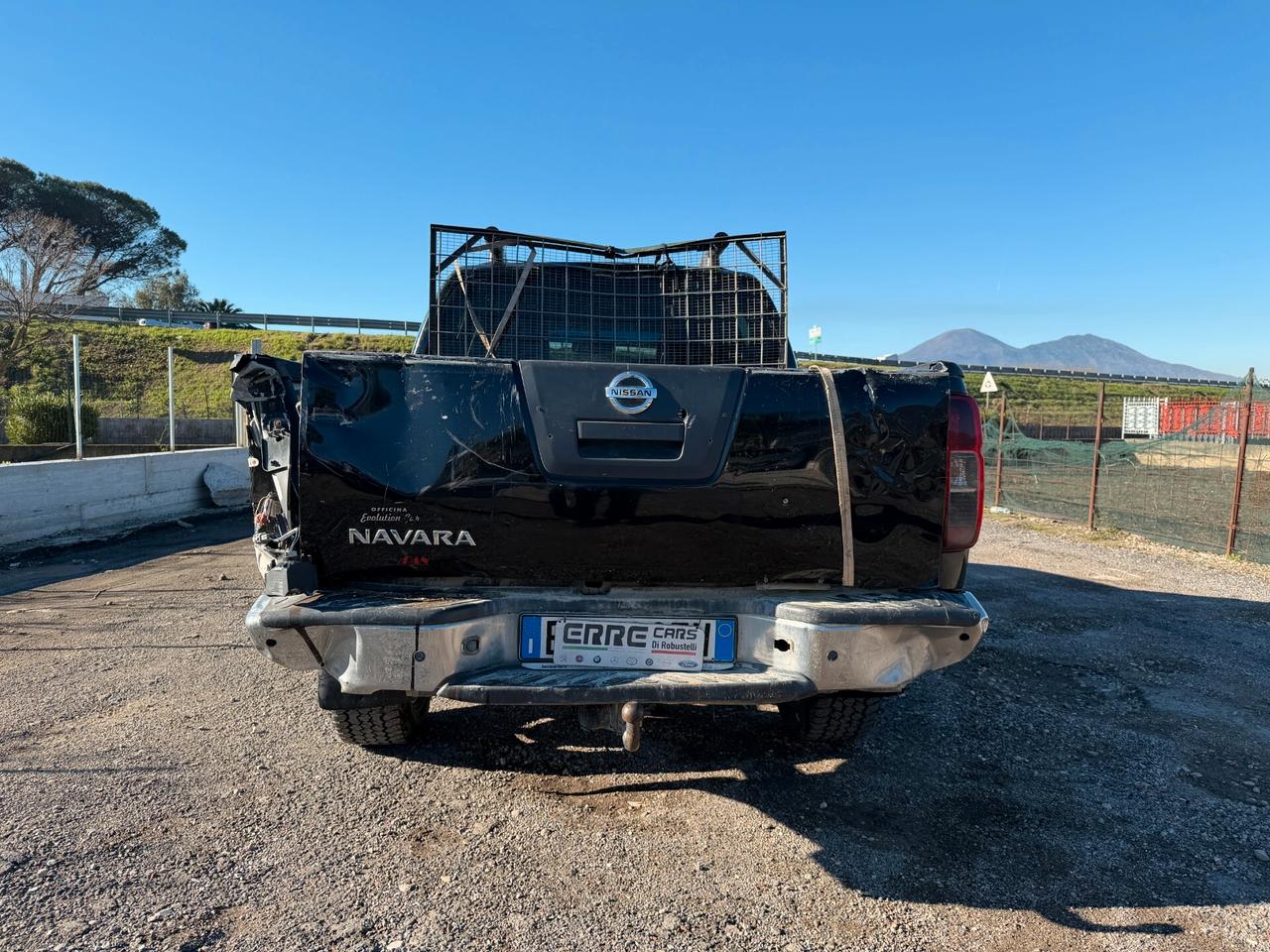 NISSAN NAVARA 4x4 ANNO 2012 2.5 DIESEL 190 CV