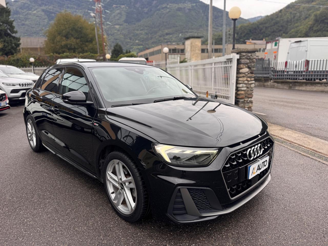 Audi A1 SPB 30 TFSI S tronic line edition