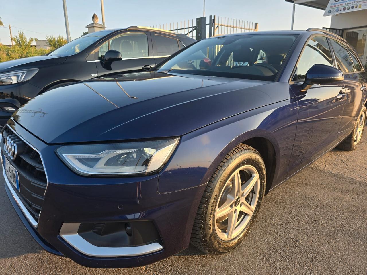 Audi A4 Avant 40 g-tron S tronic Business