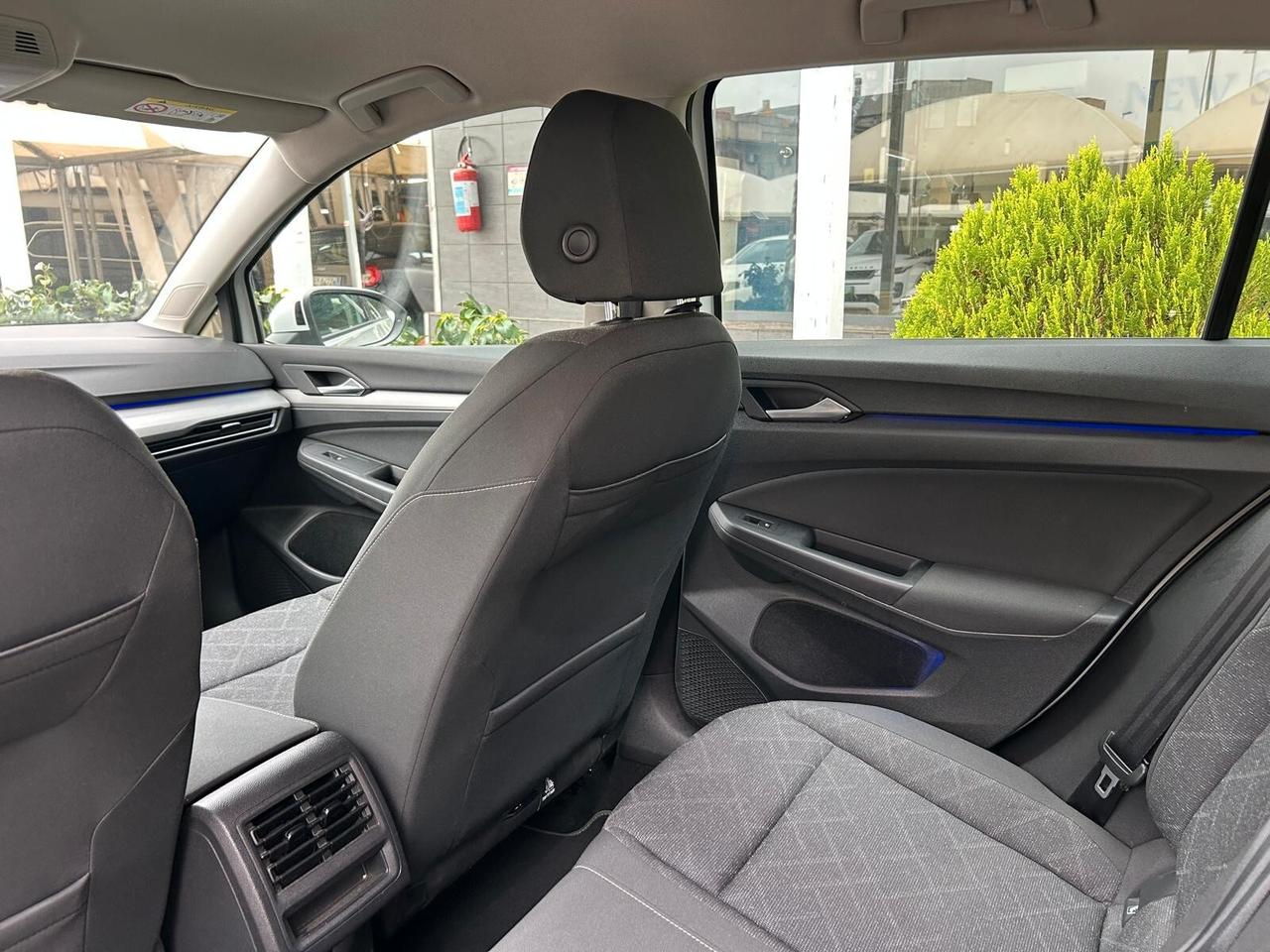 Volkswagen Golf 1.0 eTSI EVO DSG Life IVA ESPOSTA