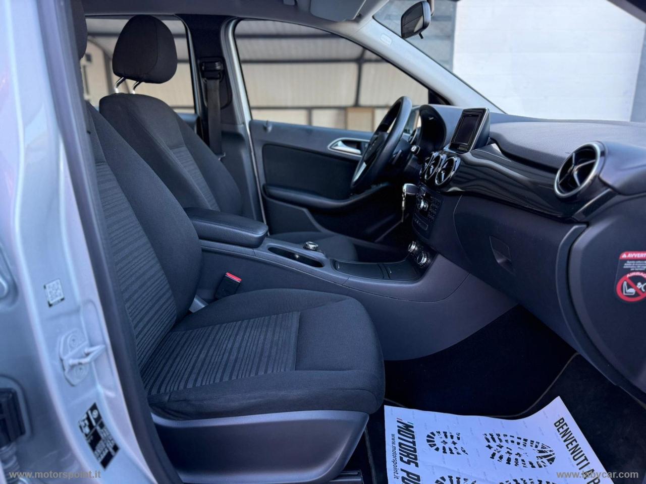 MERCEDES-BENZ B 180 d Automatic Business