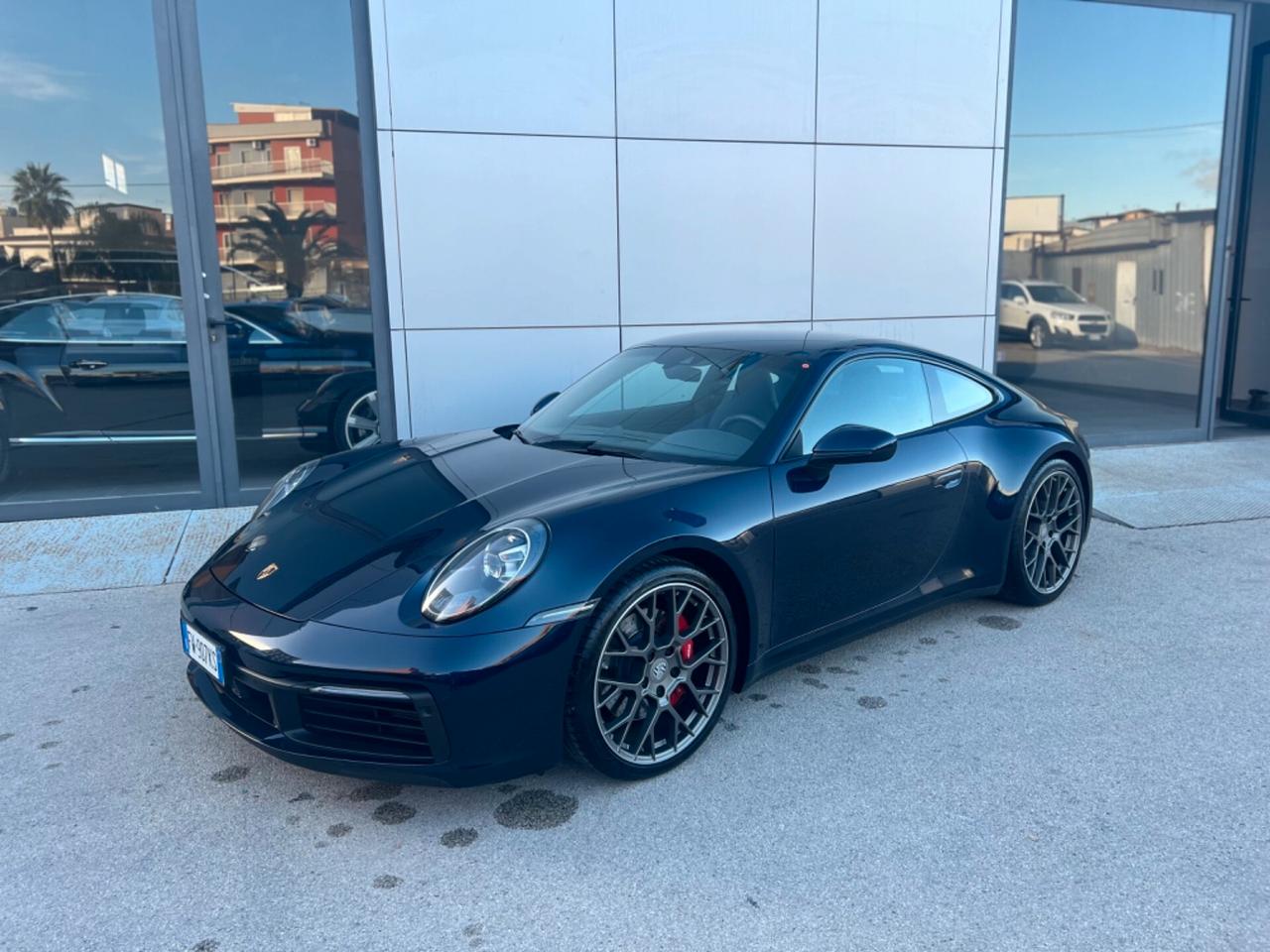 Porsche 992 Coupe 3.0 Carrera 4S auto