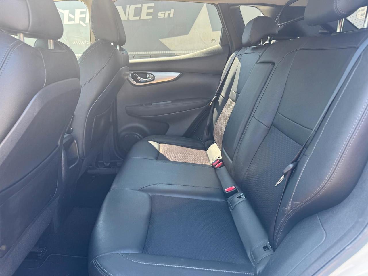 Nissan Qashqai 1.6 dCi X-Tronic 2WD Tekna