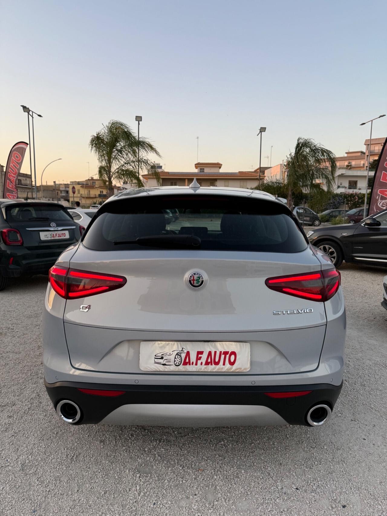 Alfa Romeo Stelvio 2.2 Turbodiesel 190 CV AT8 RWD Executive