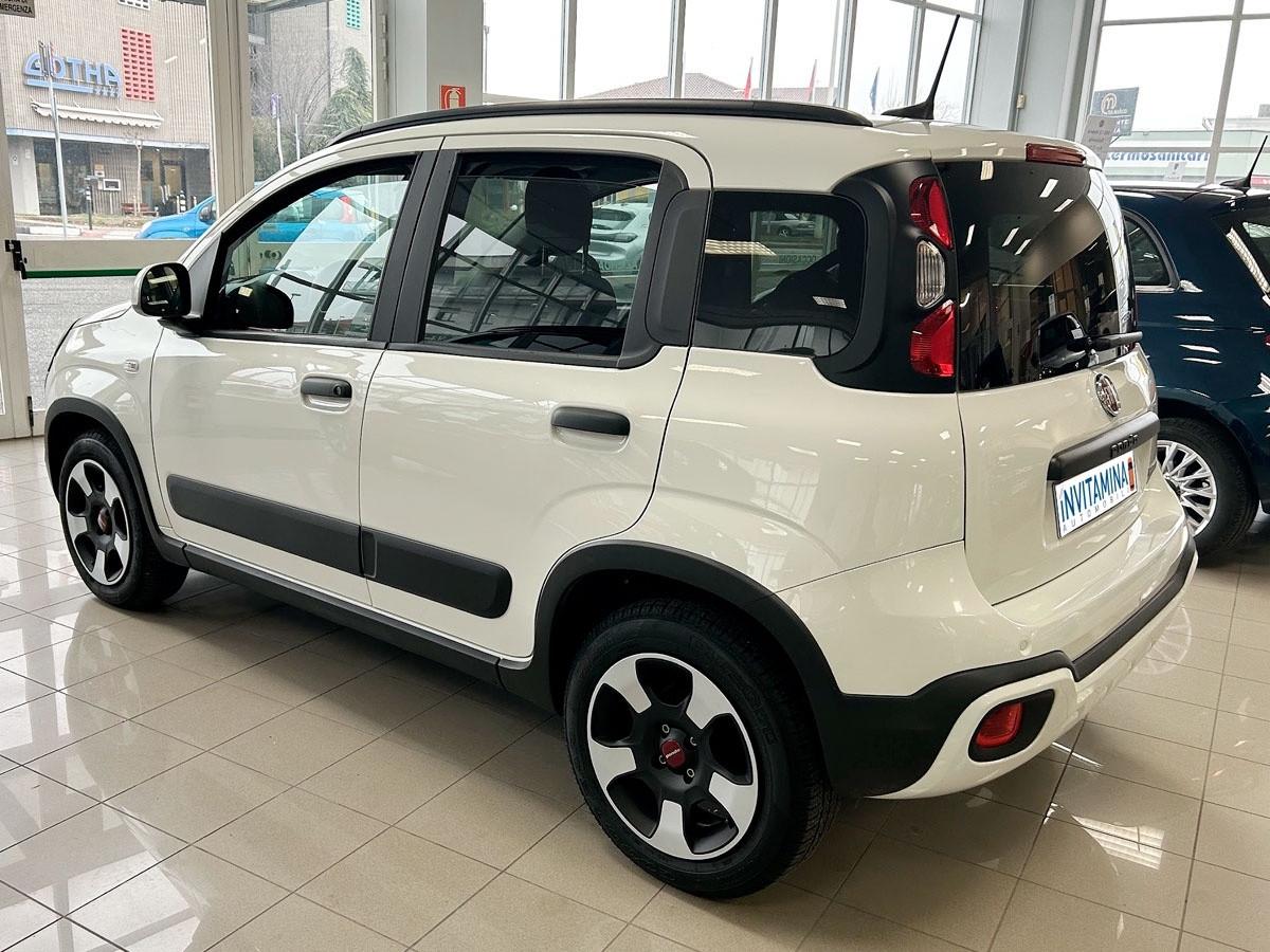 Fiat Panda 1.0 FireFly 70cv Hybrid Cross S&S