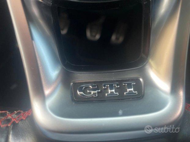 Volkswagen Golf GTI Performance 2.0 245 CV TSI DSG