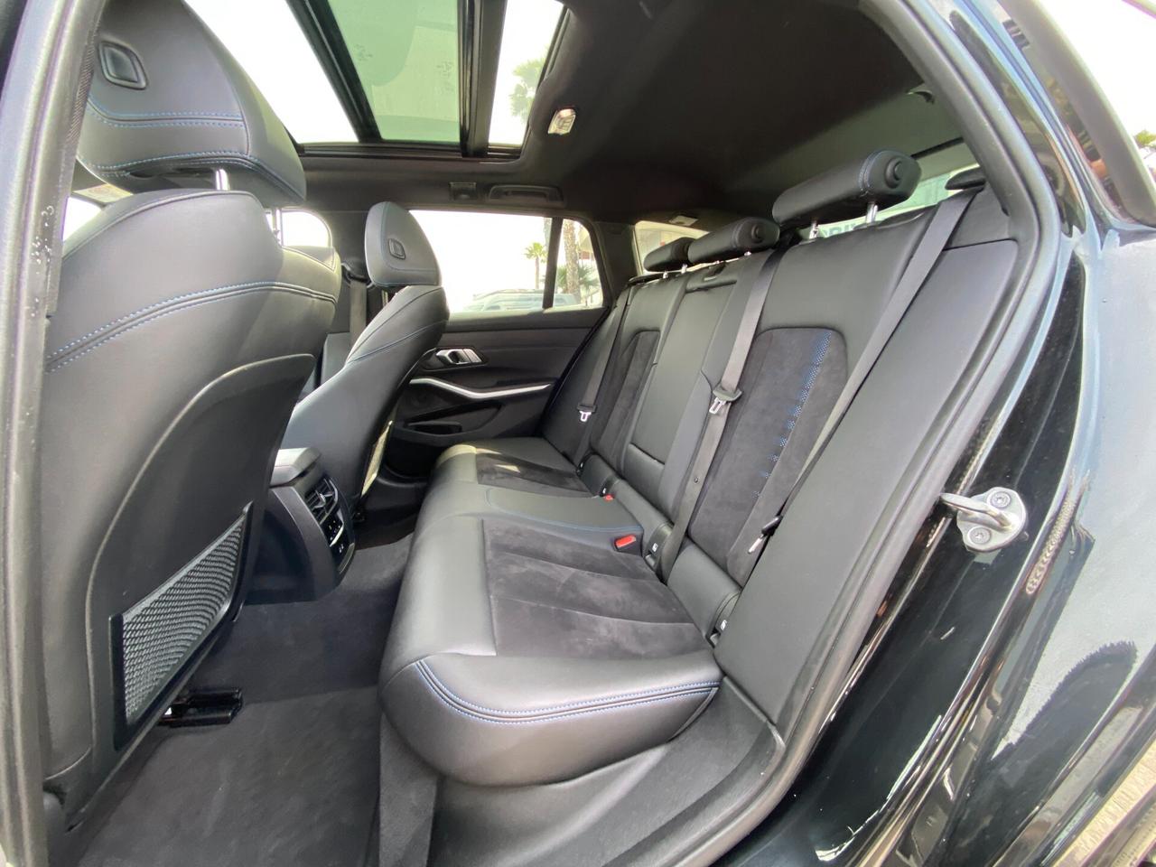 BMW 320d Touring mhev 48V MSport auto