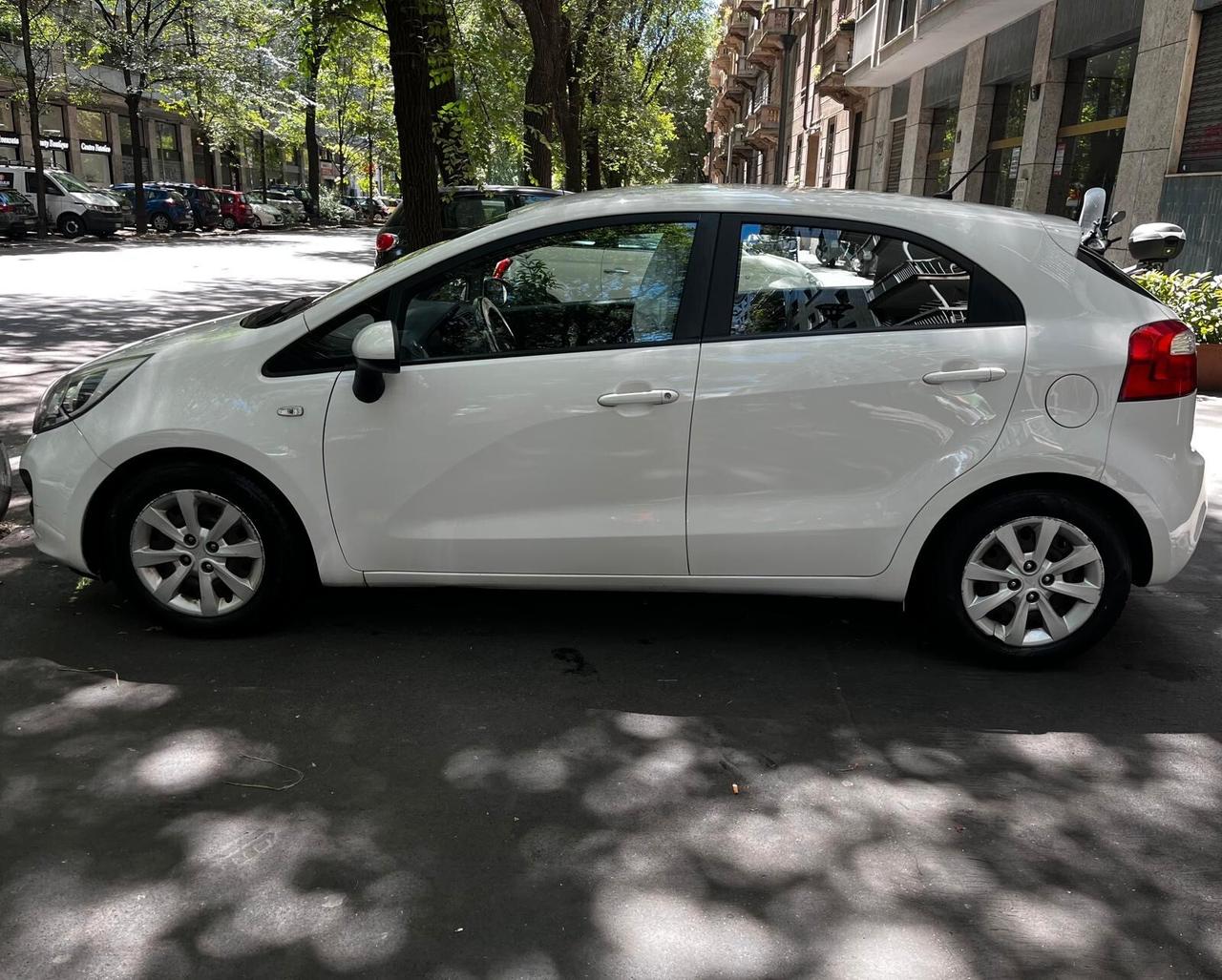Kia Rio 1.2 CVVT 5p. GPL City