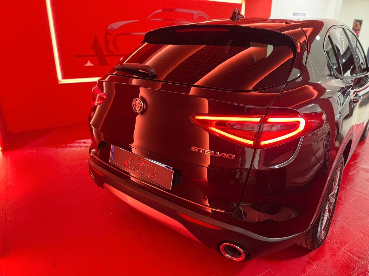 Alfa Romeo Stelvio 2.2 Turbodiesel 190 CV AT8 Q4 Executive