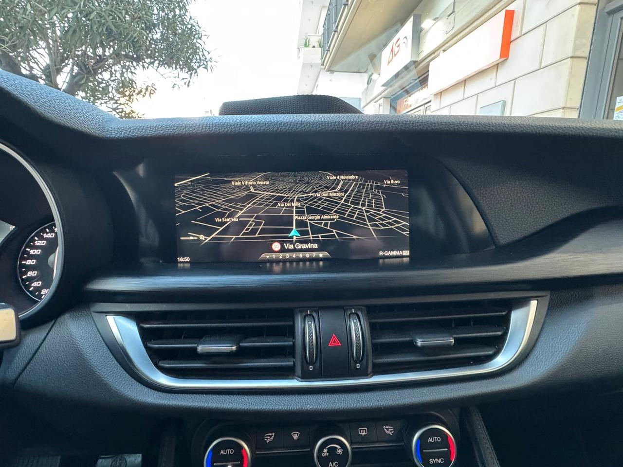 Alfa Romeo Stelvio 2.2 Turbodiesel 210 CV AT8 Q4 Super