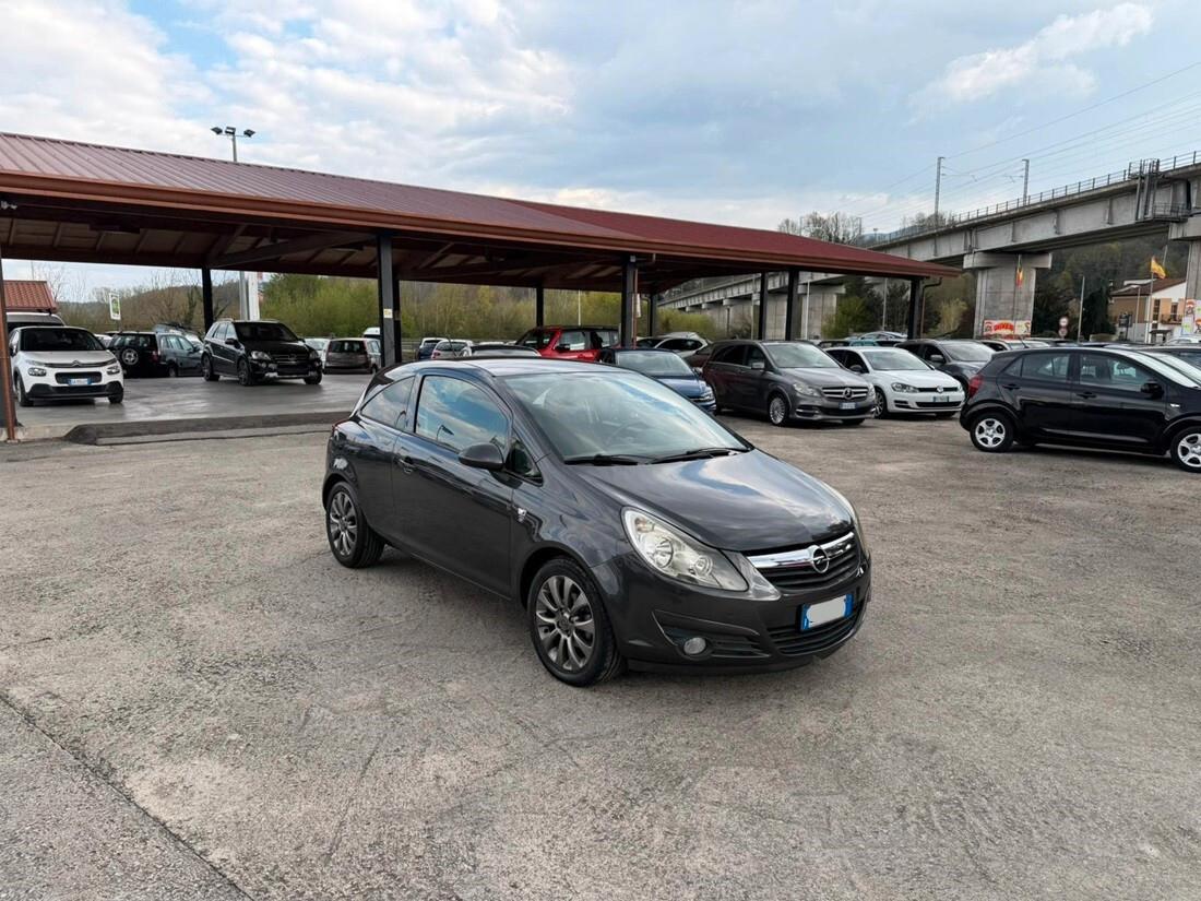Opel Corsa 1.2 3 porte Edition