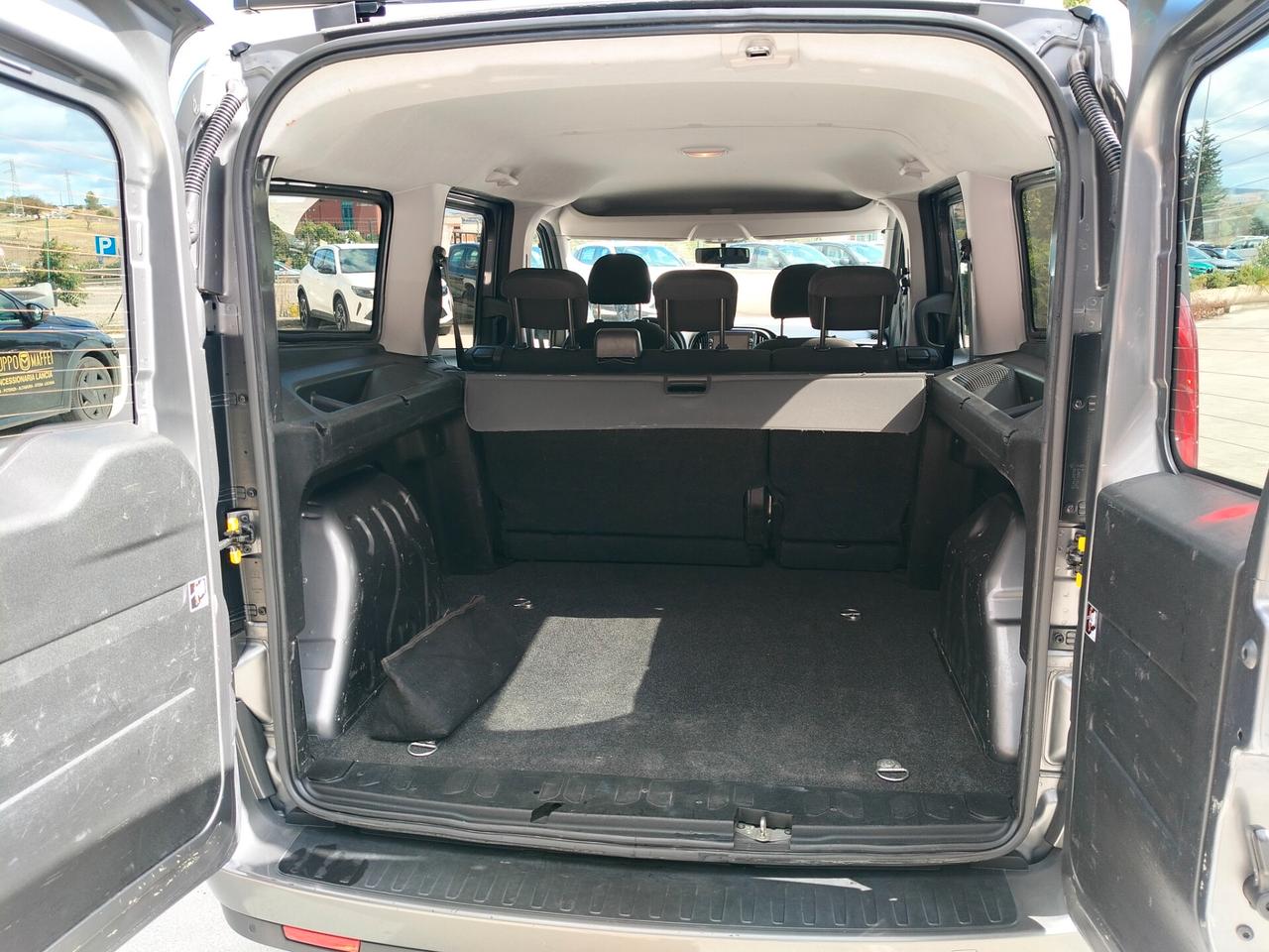 Fiat Doblo 1.6 MJT 120CV S&S PL Combi Maxi N1 Lounge