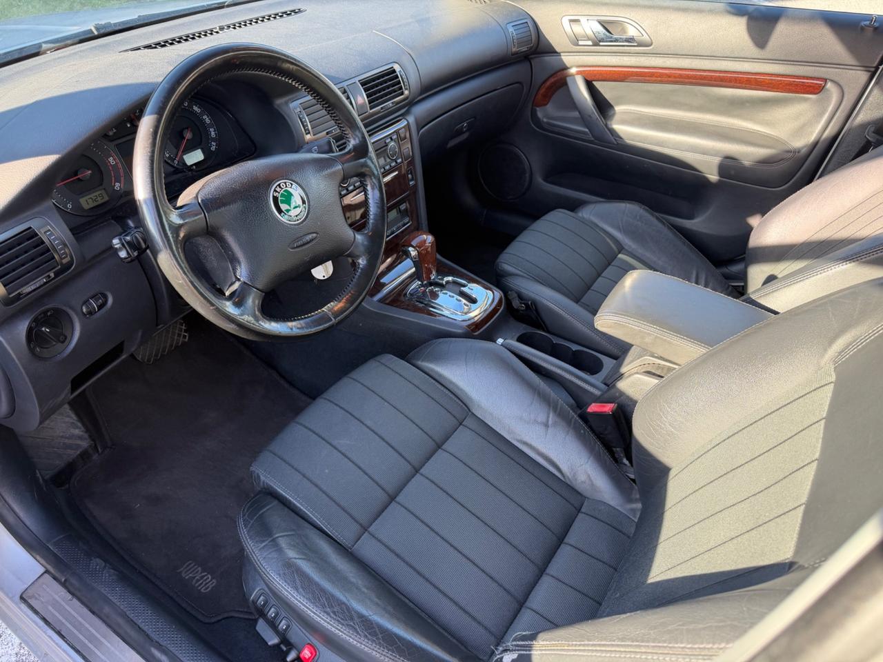 Skoda Superb 1.9 TDI/130CV Automatica