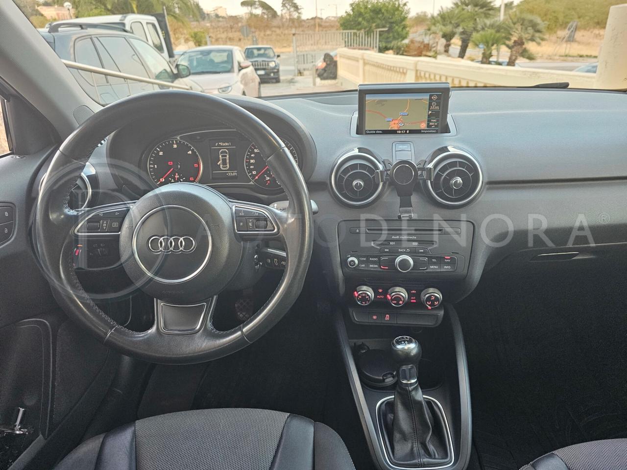 Audi A1 1.6 TDI Attraction#TETTO#NAVI