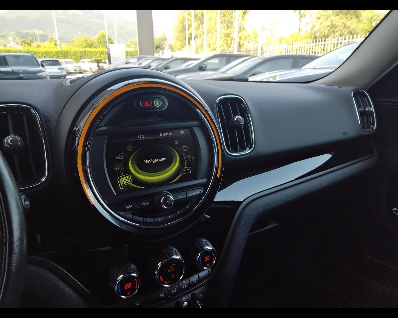 MINI Mini Countryman F60 2017 - Mini Countryman 2.0 Cooper D Boos