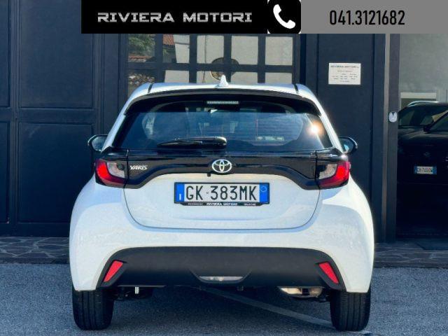 TOYOTA Yaris 1.0 5 porte Active