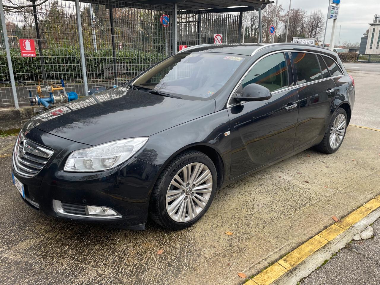 Opel Insignia 2.0 CDTI Start&Stop Sports Tourer Cosmo Navi Fleet
