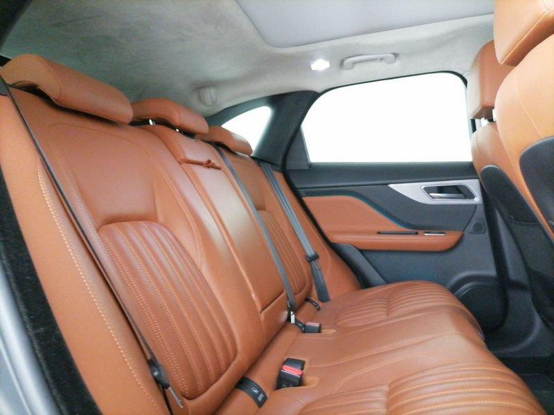 Jaguar F-Pace 2.0d i4 Portfolio awd 180cv auto my20