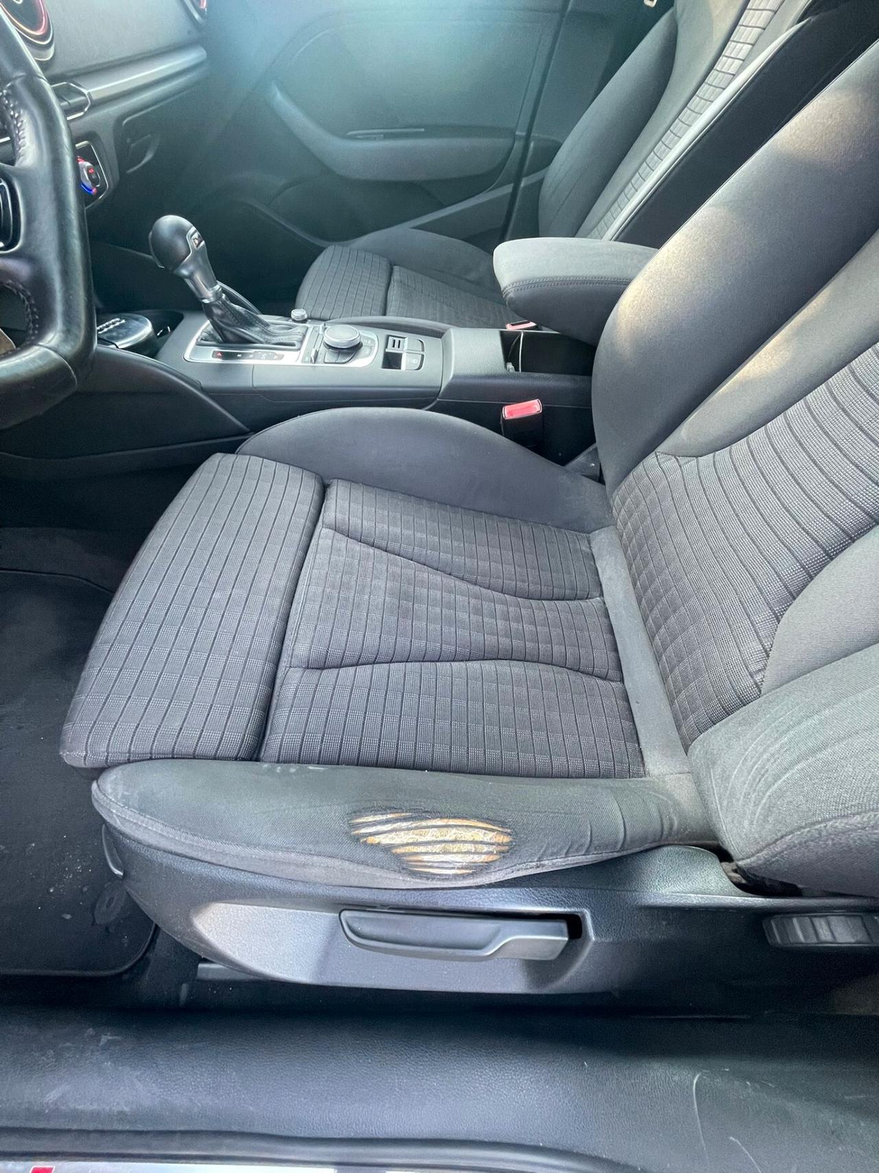 Audi A3 Sedan 1.6 TDI clean diesel S tronic Ambition