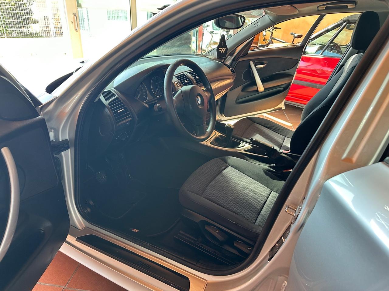 Bmw 118d cat 5 porte Attiva