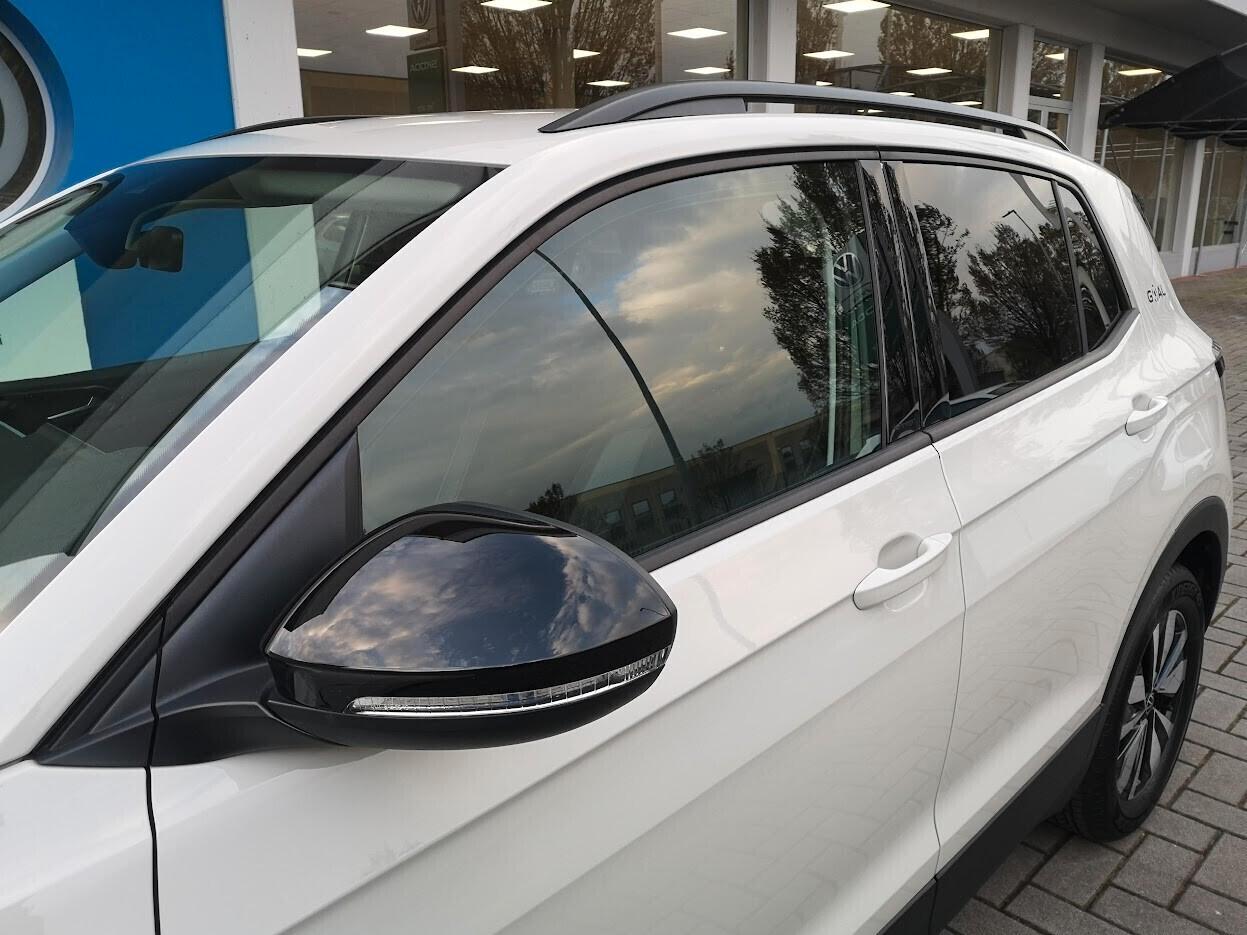 Volkswagen T-Cross 1.0 TSI 95 CV ACCESSORIATA