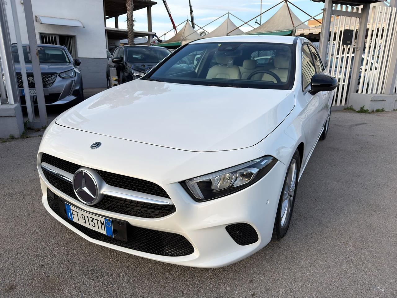 MERCEDES Classe A 180 d Sport Autom