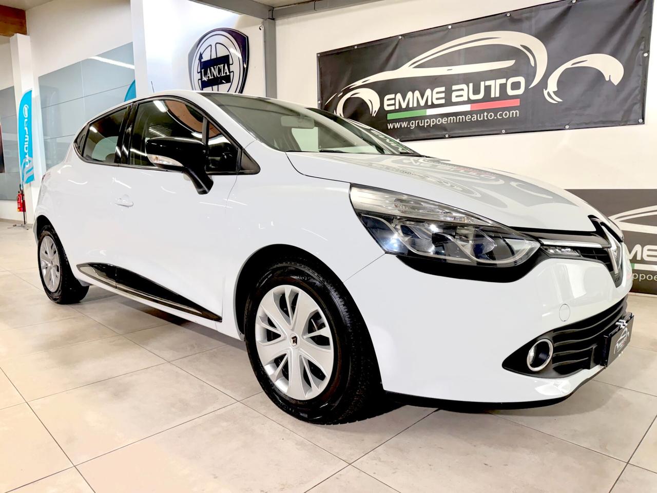 Renault Clio 1.2 75CV 5 porte Costume National