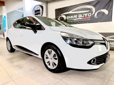 Renault Clio 1.2 75CV 5 porte Costume National