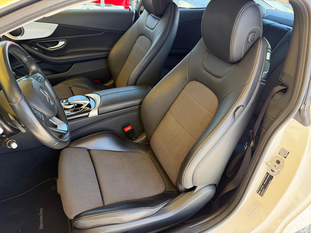 Mercedes-benz C 220 d Auto 4Matic Coupé Premium Plus