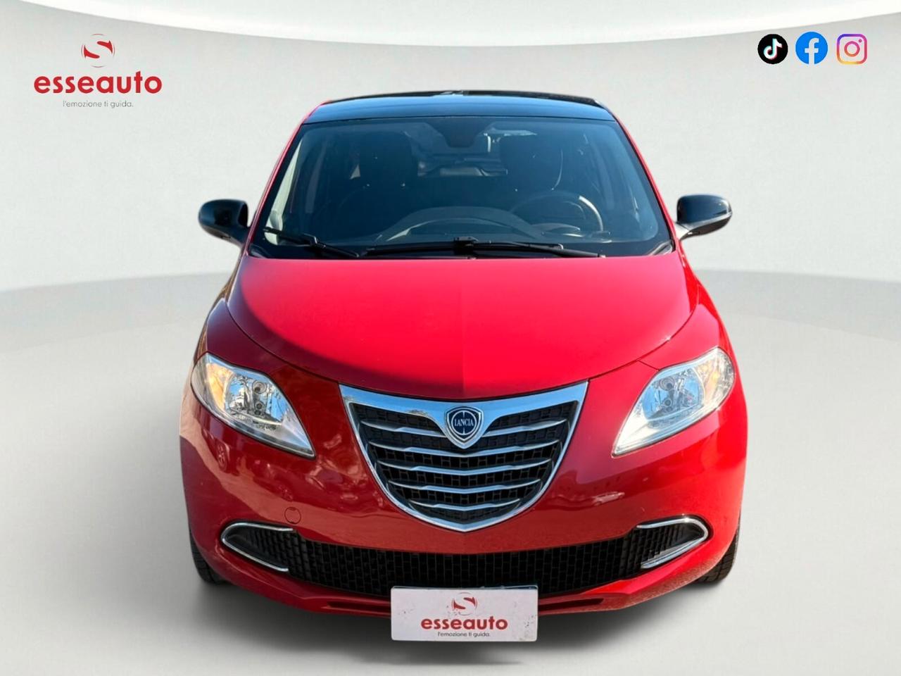 Lancia Ypsilon 1.2 69 CV 5 porte Gold