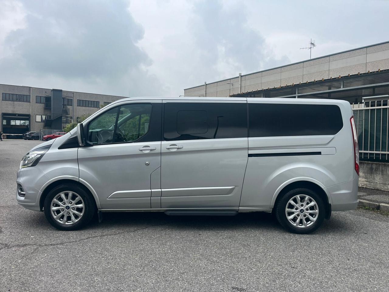 Ford Tourneo Custom 310 2.0 TDCi 130CV aut. PL Titanium