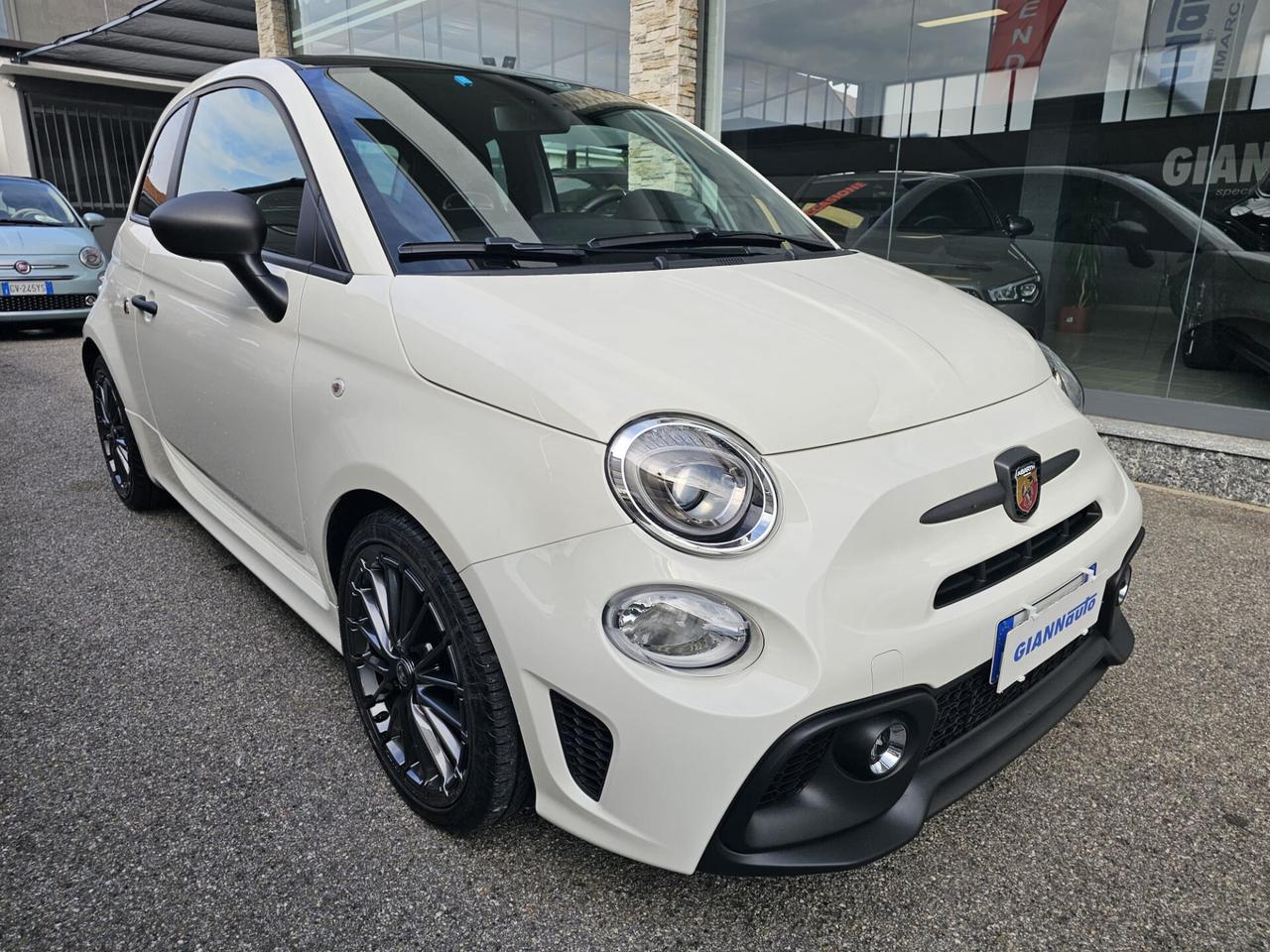 Abarth 595 1.4 Turbo T-Jet 165 CV