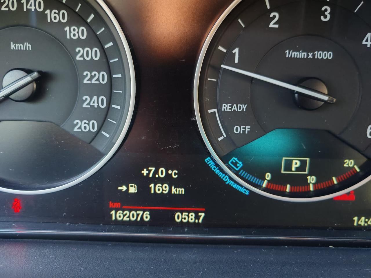 Bmw 320 320d xDrive Touring Luxury