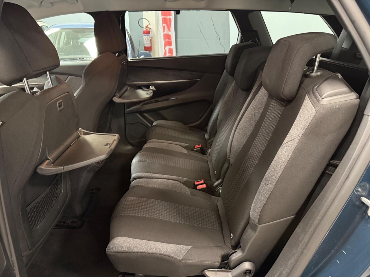 Peugeot 5008 BlueHDi 130 7Posti EAT8 Allure Pack