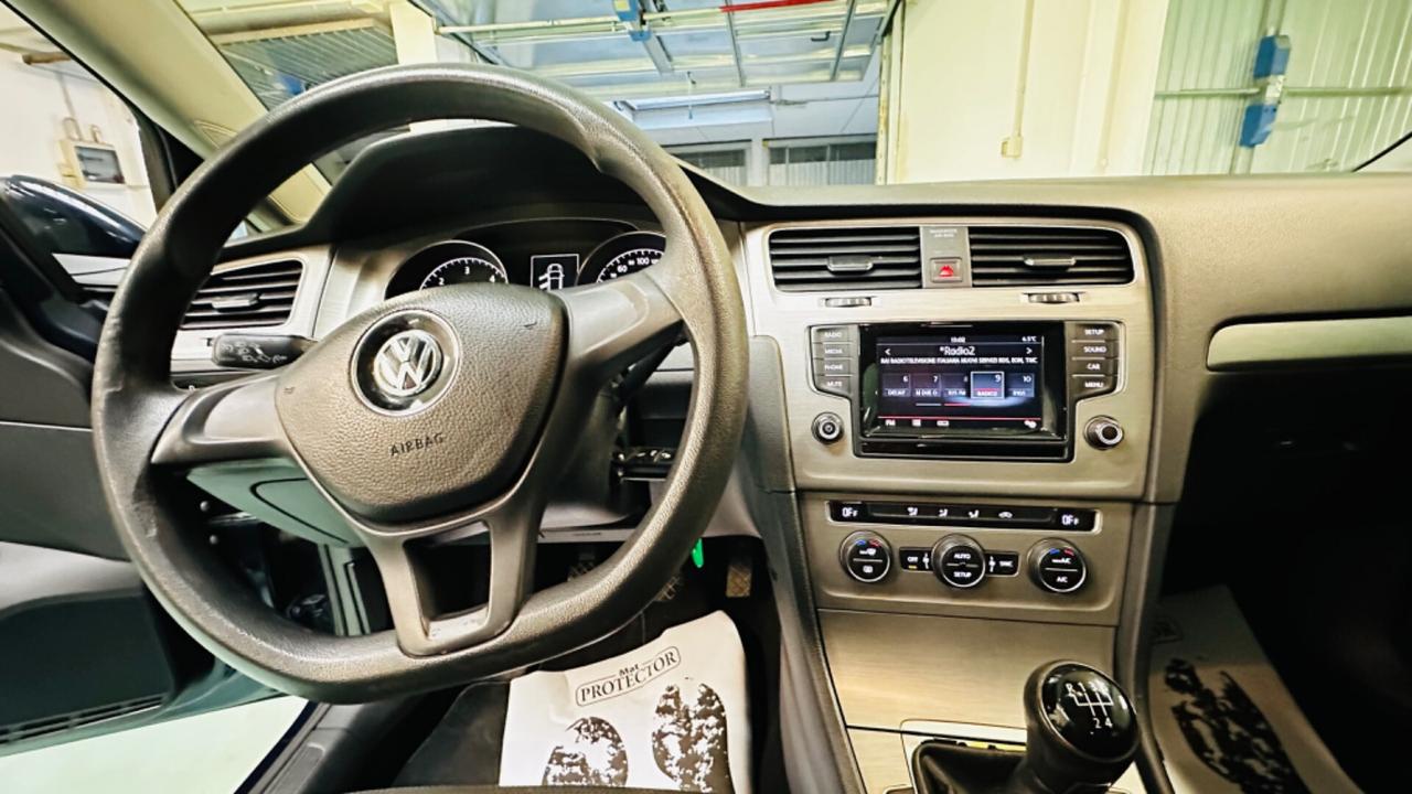 Volkswagen Golf 1.6 TDI 5p. Highline Technology.anche per neopatentati