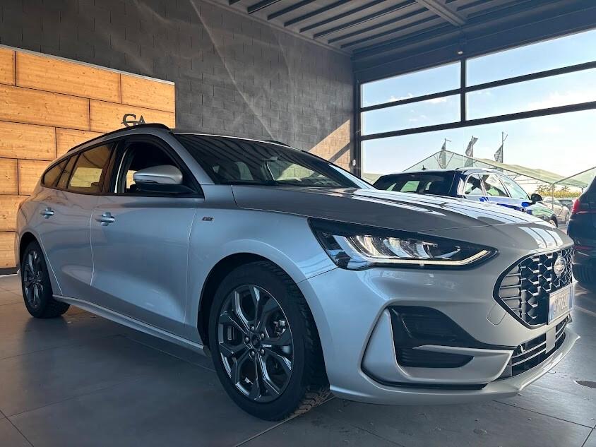 Ford Focus 1.0 EcoBoost Hybrid 125CV Powershift SW ST-Line Design