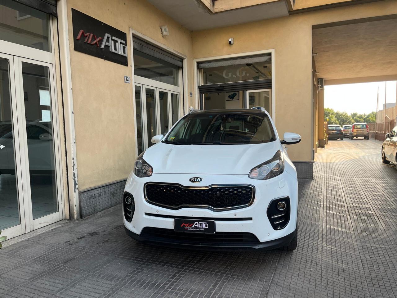 Kia Sportage 1.7 CRDI 2WD Class *Tetto Panoramico*