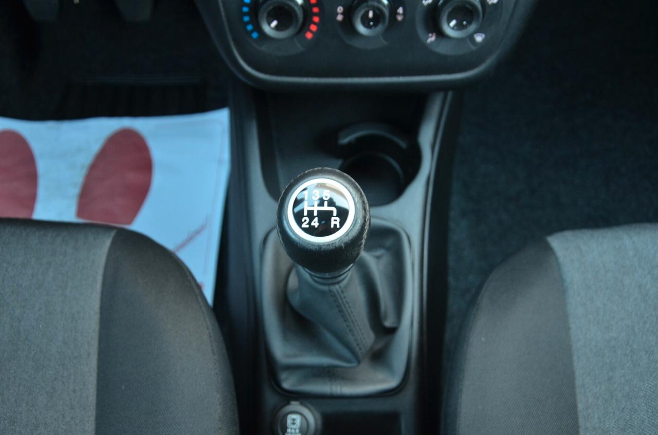Fiat Punto 1.2 8V 5 porte Street
